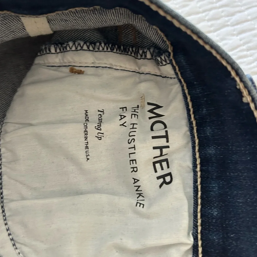 MOTHER-THE HUSTLER ANKLE FRAY  Straight,cropped  Jeans - Picture 5 of 7